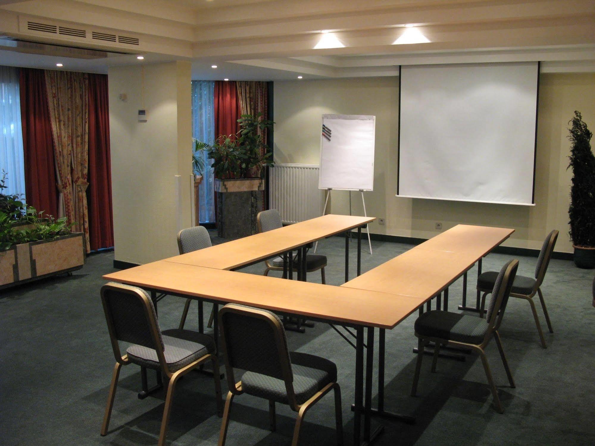 Hotel Best Western County House Saint-Gilles Ngoại thất bức ảnh