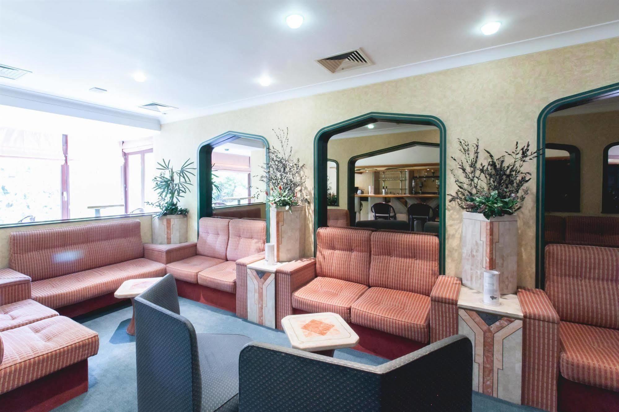 Hotel Best Western County House Saint-Gilles Ngoại thất bức ảnh